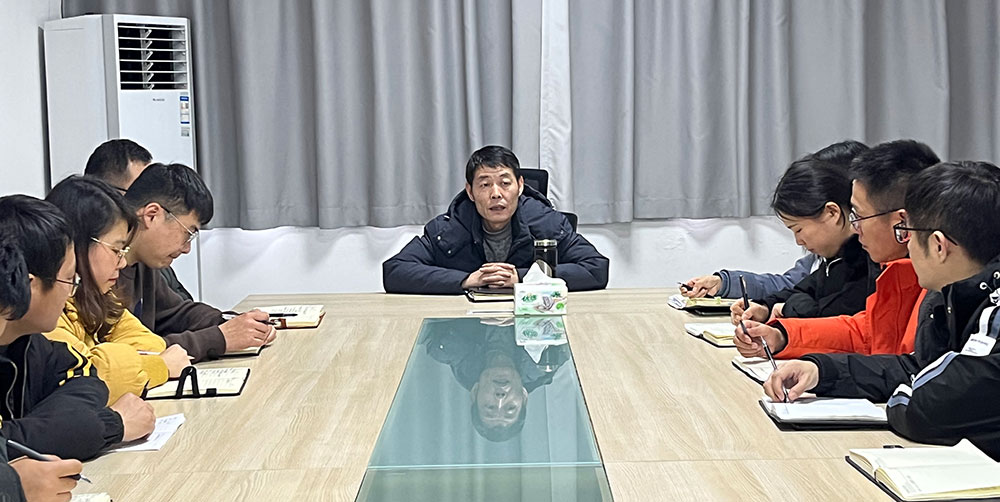 聚焦公司發(fā)展，共謀提升路徑 屯溪城建投公司召開2022年度全體員工大會